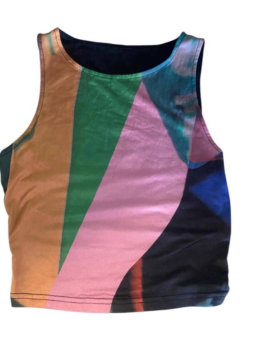 Multicolor tank top with a hint of stretch,